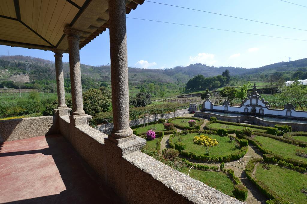 Bed and Breakfast Casa Do Ribeiro Guimarães Esterno foto