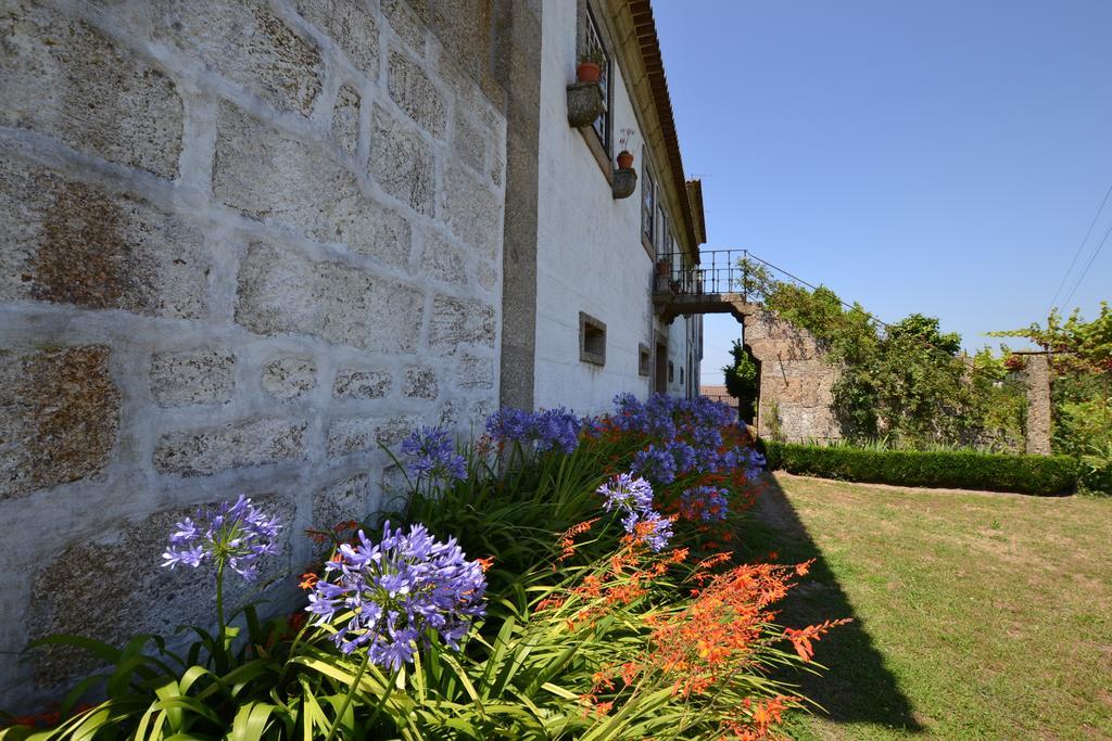 Bed and Breakfast Casa Do Ribeiro Guimarães Esterno foto
